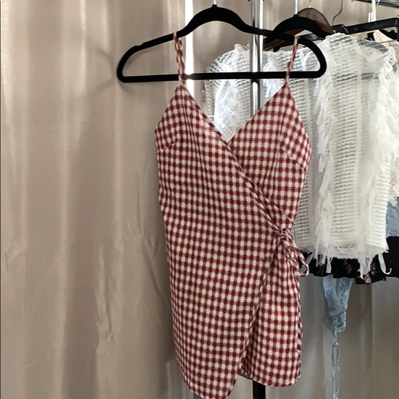 Revolve romper with side tie - Picture 1 of 4